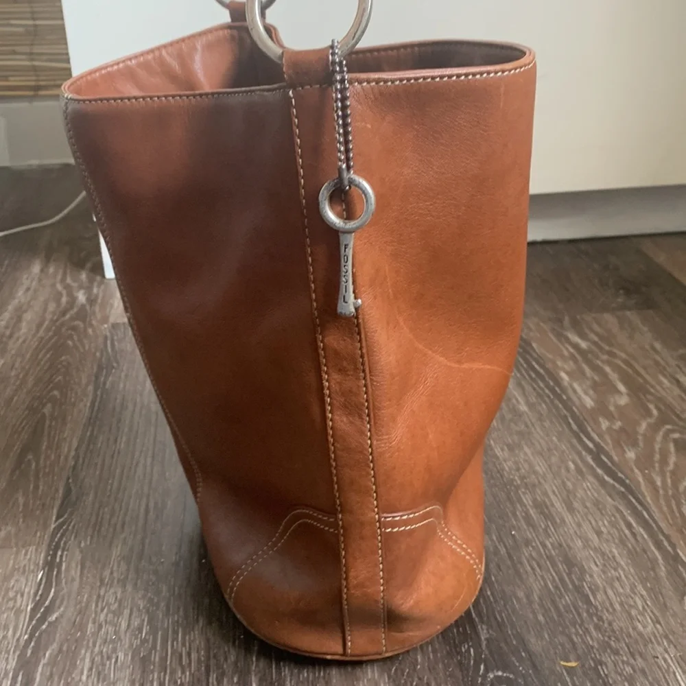 Fossil Leather Shoulder Bag - Picture 1 of 16